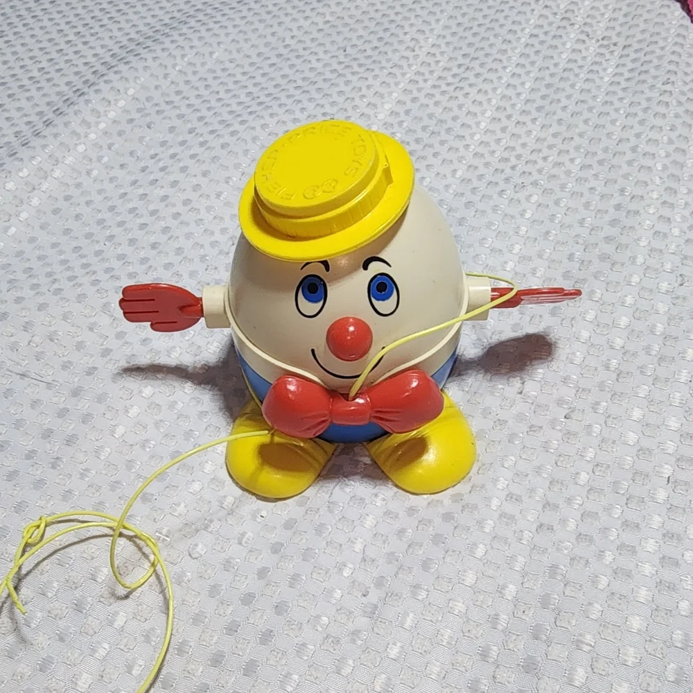 VINTAGE FISHER PRICE EUC HUMPTY DUMPTY #736 RARE PULL TOY